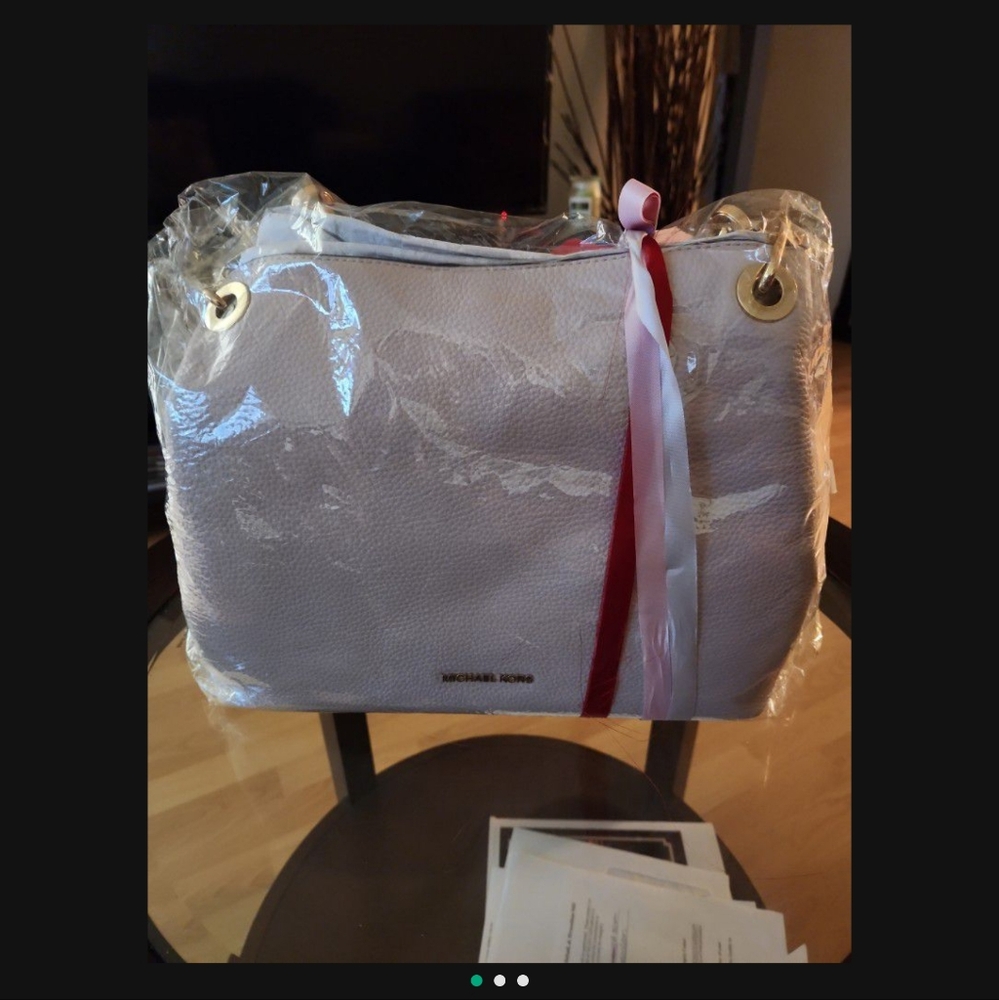 Michael Kors lambskin leather purse